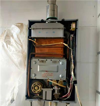 解决以斯密斯热水器E5错误代码的维修方法（故障排查和修复步骤）