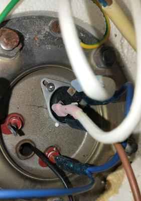 怎么应对热水器加热棒没电的情况（提供15种解决方法）