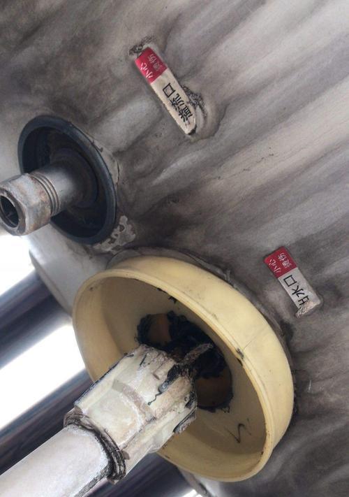 如何清洗家庭热水器排气阀（详细步骤教你清洗热水器排气阀）
