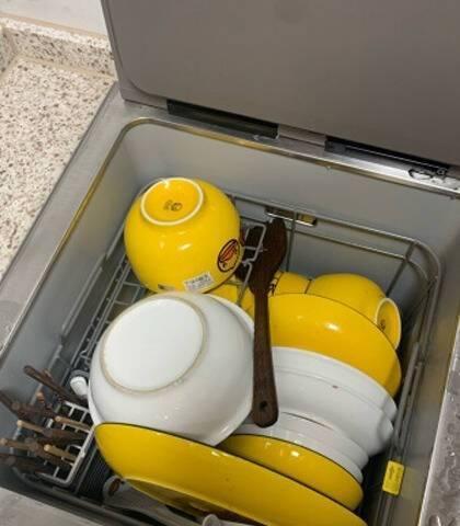 水槽式洗碗机水垢清洗方法（让您的洗碗机恢复如新的小窍门）