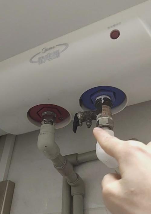 饮水机漏水原因及解决方法（预防饮水机漏水）