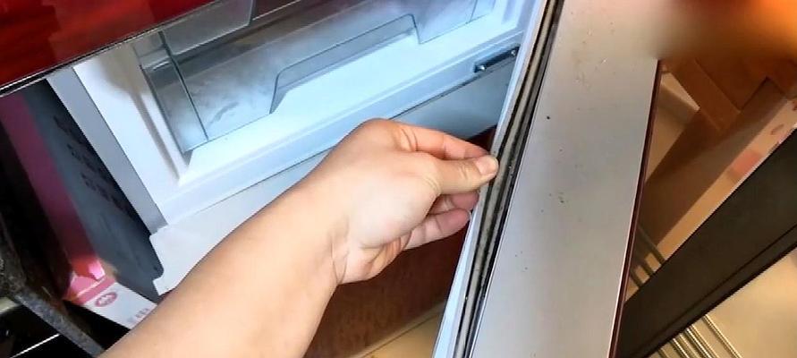 冰箱封条变形了怎么办（快速解决冰箱封条变形问题的方法）
