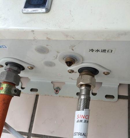 如何处理万和壁挂炉冷凝水过多问题（解决万和壁挂炉冷凝水问题的实用方法）