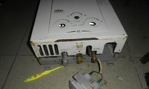 春兰热水器显示E4故障原因及排除方法（解决春兰热水器显示E4故障，享受舒适热水）