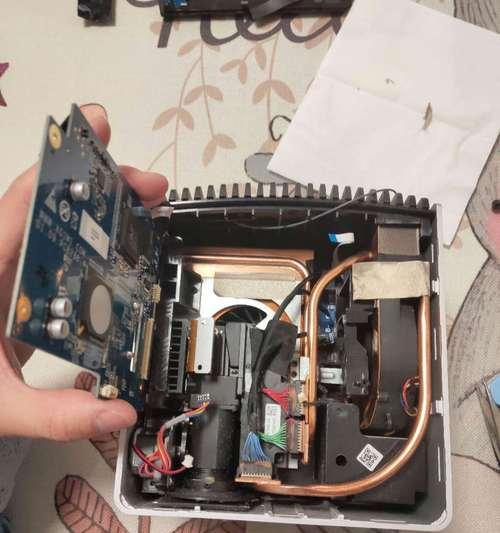 极米投影仪灯具怎么拆？拆卸方法是什么？