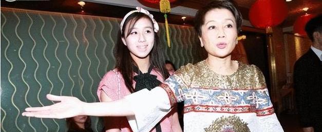 欣王牌电视机更新软件的步骤是什么？更新中遇到问题怎么办？