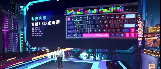 机械师关闭显卡的方法是什么？操作过程中应该注意什么？