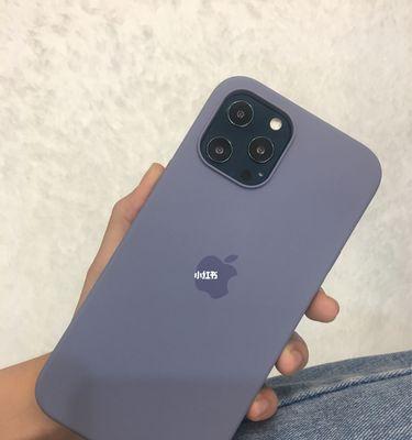 深灰熏色手机壳清洗方法是什么？