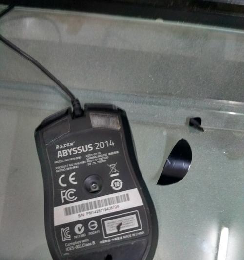 雷蛇前行者鼠标拆解步骤是什么？拆卸后如何正确组装？