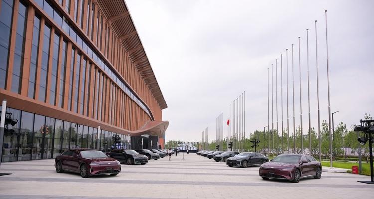 重塑全球真C级豪华旗舰标杆 风云A9L全球上市，超级置换抢购价13.99万元起